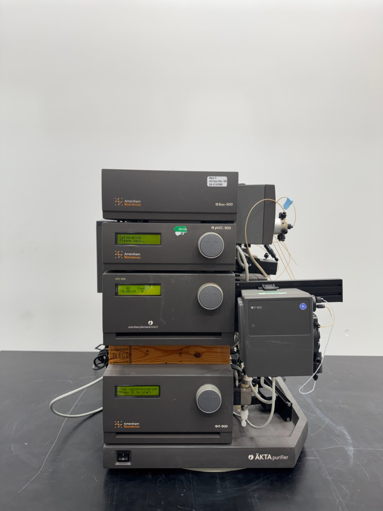 Image of GE Amersham AKTApurifier 100 FPLC System UV-900 P-900 Frac-950 V9 Valves